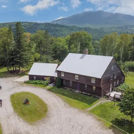 Colonial Home Directly On Kingdom Trails!